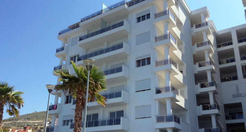 White Residence Luxury Apartments Sarandë 외부 사진