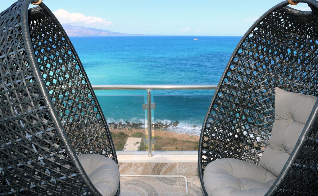 White Residence Luxury Apartments Sarandë 외부 사진