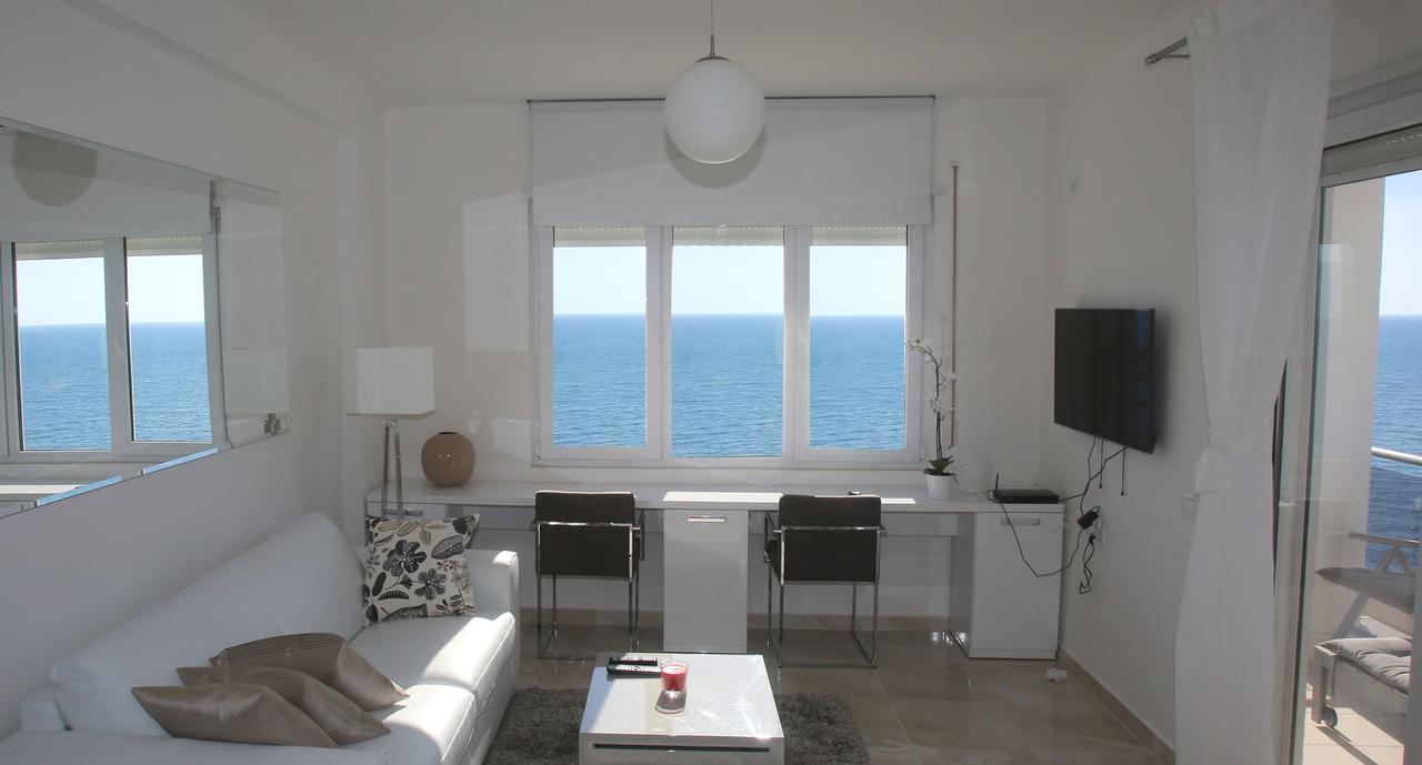 White Residence Luxury Apartments Sarandë 외부 사진
